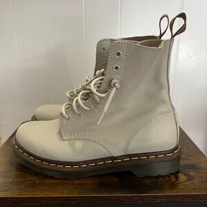 Dr. Martens Parchment Beige Pascal Boots